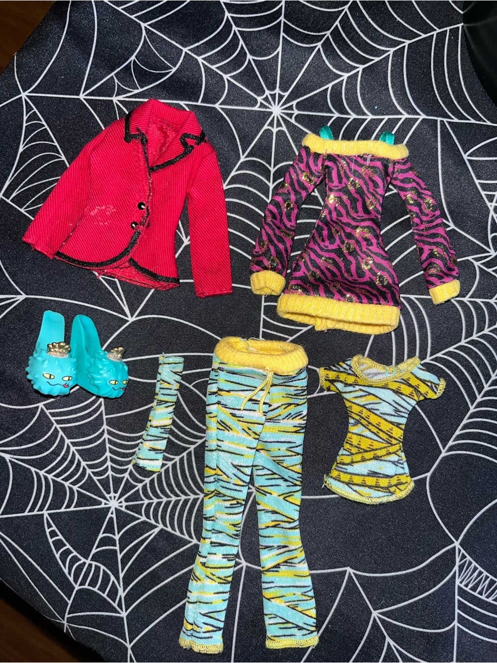 Monster high accessories bundle